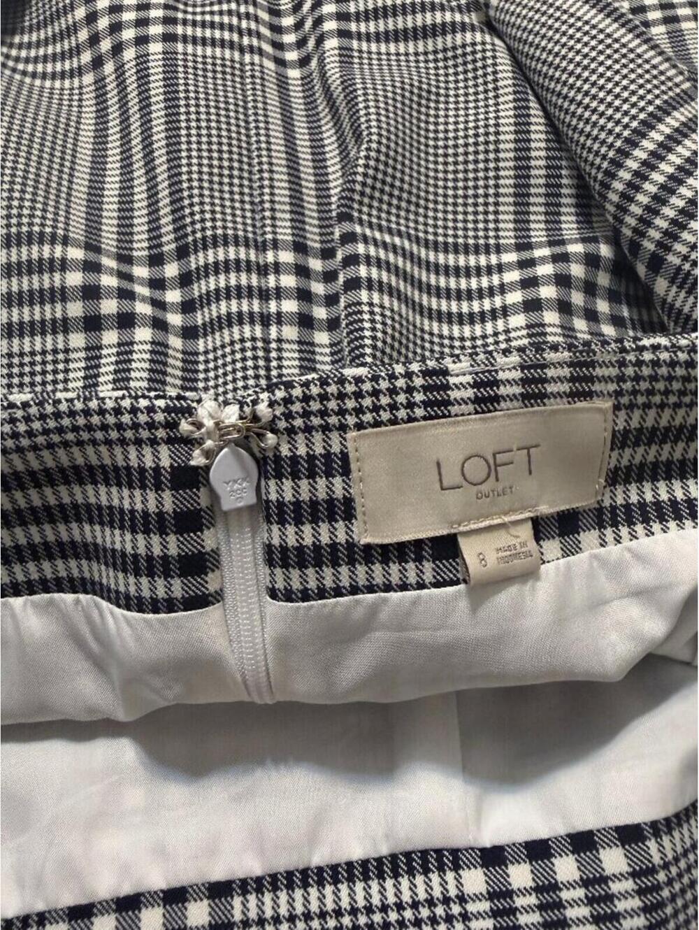 Loft Outlet Black & White Plaid Mini Skirt Size 8 - Picture 3 of 8